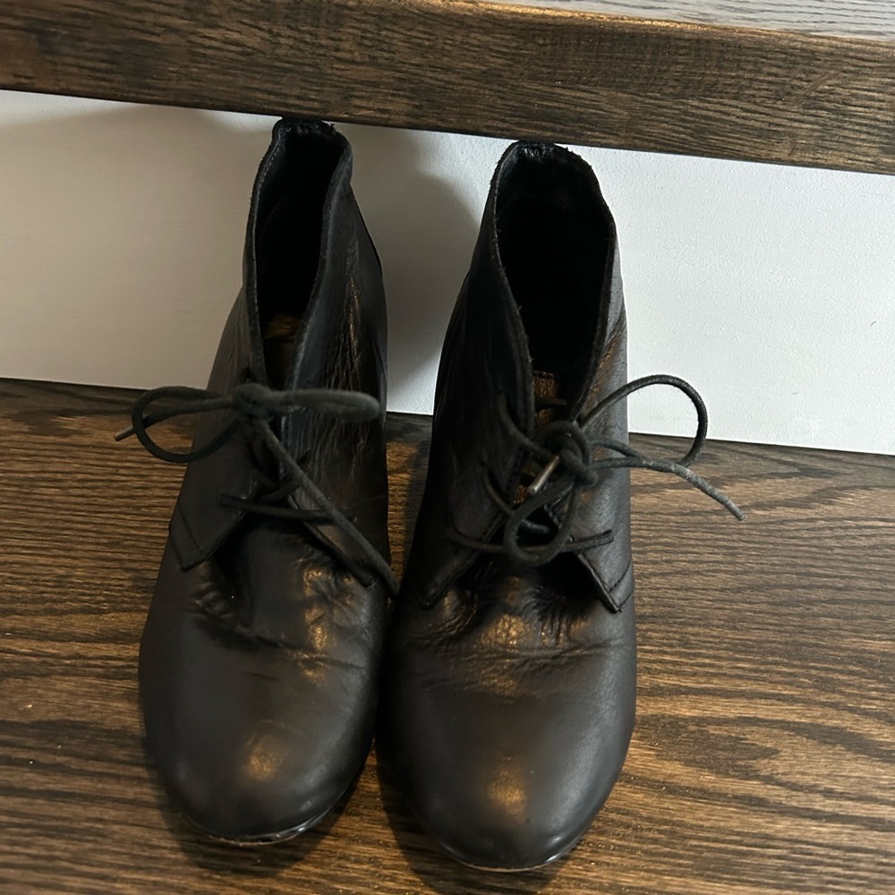 ALDO Black Leather Lace-Up Ankle Heels